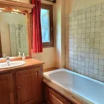 Spacieux à Pour 9 – Vue Panoramique Mont-blanc, Jacuzzi, Jardin&parking *