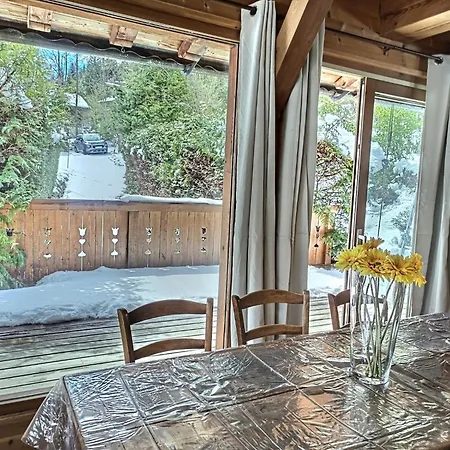 Spacieux à Pour 9 – Vue Panoramique Mont-blanc, Jacuzzi, Jardin&parking Chamonix