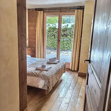 Spacieux A Pour 9 - Vue Panoramique Mont-blanc, Jacuzzi, Jardin & Parking Chalet Chamonix