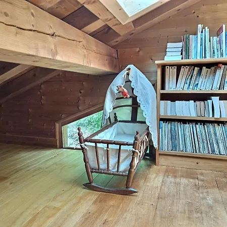 Chalet Spacieux A Pour 9 - Vue Panoramique Mont-blanc, Jacuzzi, Jardin & Parking Chamonix