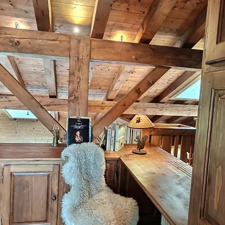 シャレー Spacieux A Pour 9 - Vue Panoramique Mont-blanc, Jacuzzi, Jardin & Parking シャモニー